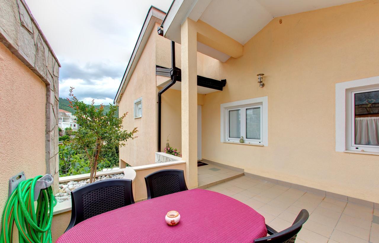 D&m Apartment Neum